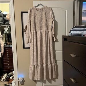 Chic Cream Long Sleeve Dress